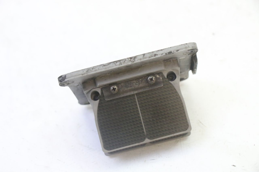 photo de ADMISION YAMAHA YZ 125 (1998 - 2005) - Otra perspectiva