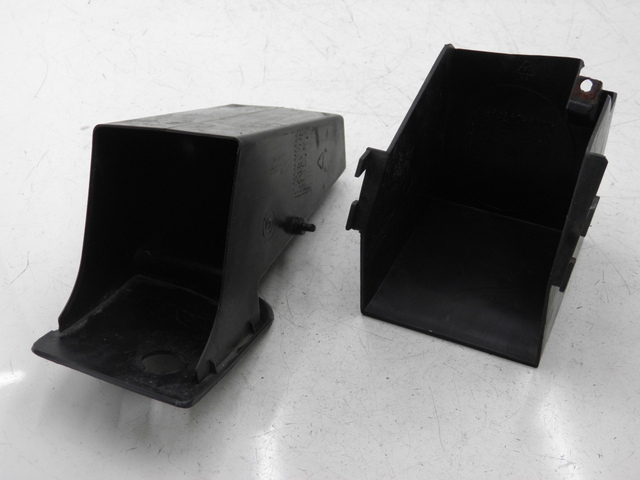 photo de GUANTERA YAMAHA YP MAJESTY 125 (2007 - 2010) - Vista principal