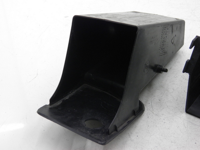 photo de GUANTERA YAMAHA YP MAJESTY 125 (2007 - 2010) - Zoom estado de uso