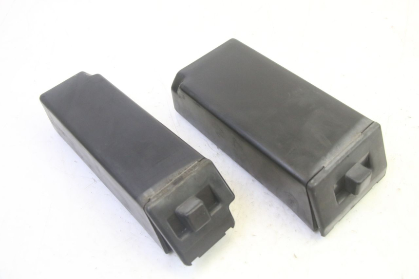 photo de GUANTERA KAWASAKI GPX R WARBIRD 600 (1988 - 1993) - Vista principal