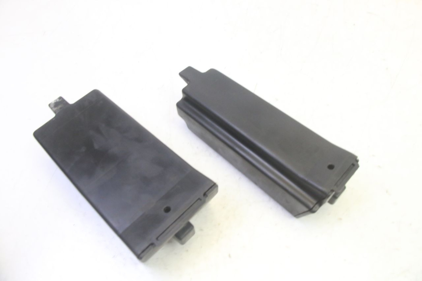 photo de GUANTERA KAWASAKI GPX R WARBIRD 600 (1988 - 1993) - Otra perspectiva