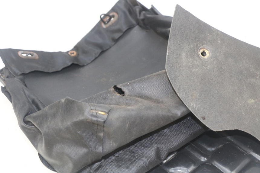 photo de CAJA DE GUANTES KEEWAY HURRICANE 50 (2006 - 2019) - Detalle de la pieza