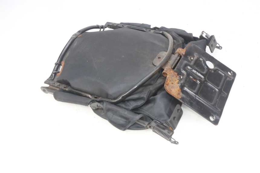 photo de CAJA DE GUANTES KEEWAY HURRICANE 50 (2006 - 2019) - Otra perspectiva