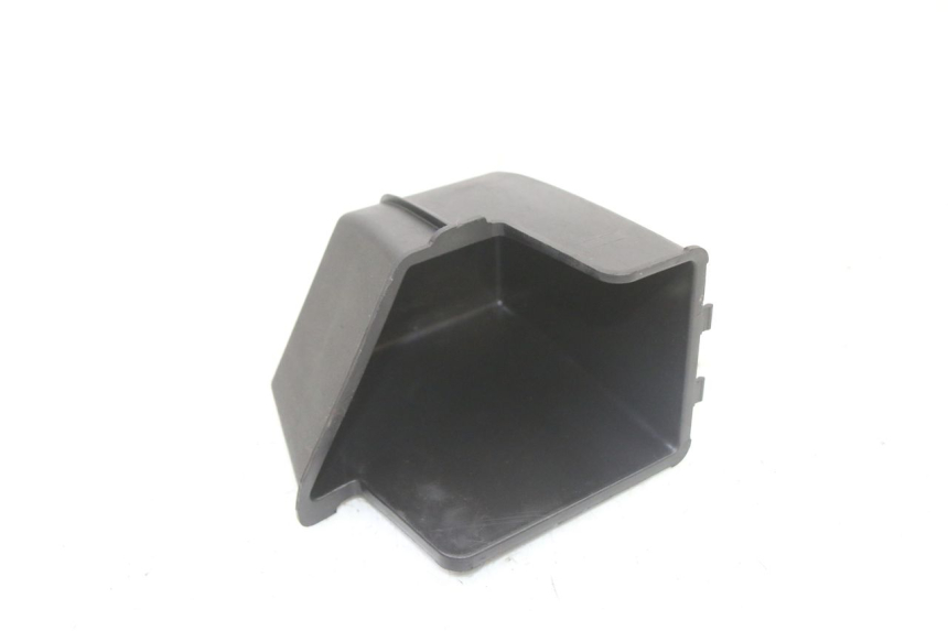 photo de GUANTERA PEUGEOT SATELIS 125 (2013 - 2018) - Detalle de la pieza