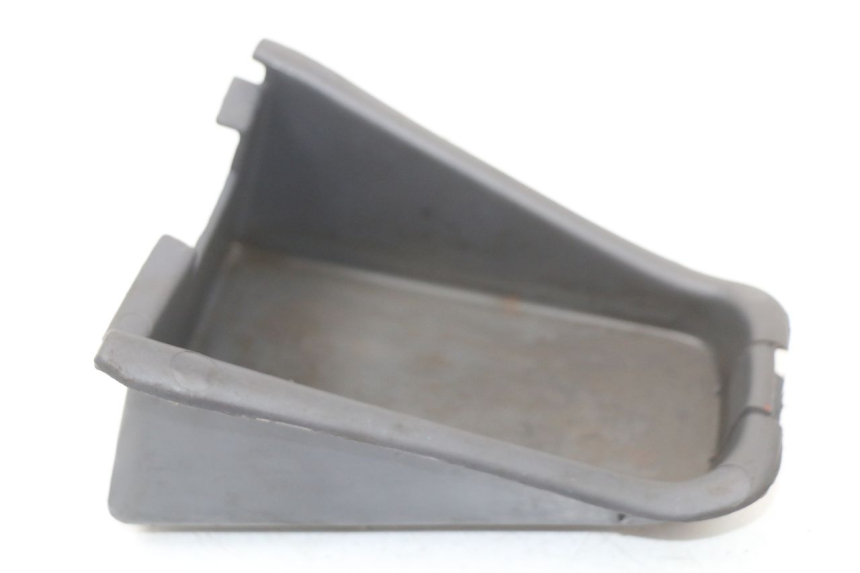 photo de GUANTERA APRILIA SR CARB LC 2T 50 (2004 - 2012) - Detalle de la pieza