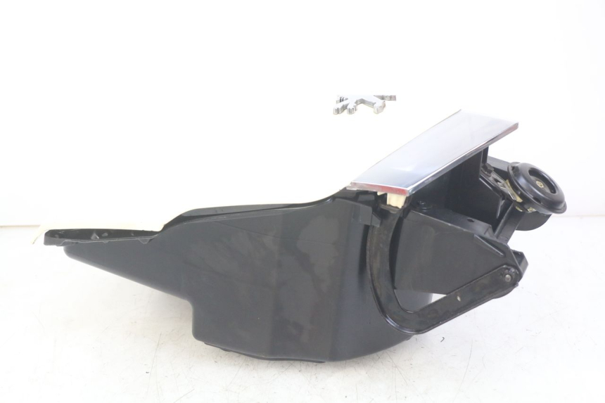 photo de CAJA DE GUANTES PEUGEOT VIVACITY NEW 4T 50 (2008 - 2017) - Marcados y referencias originales