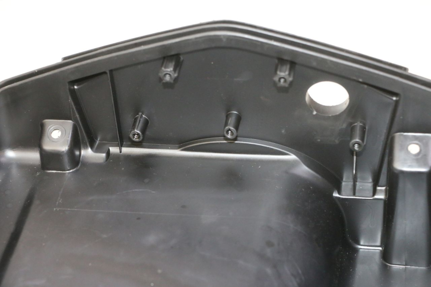 photo de CAJA DE GUANTES PEUGEOT VIVACITY NEW 4T 50 (2008 - 2017) - Detalle de la pieza