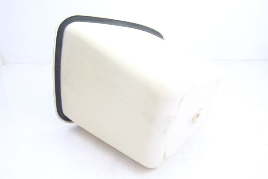 photo de GUANTERA YAMAHA WAVE RUNNER GP R 1200 (2000 - 2003) - Primer plano técnico