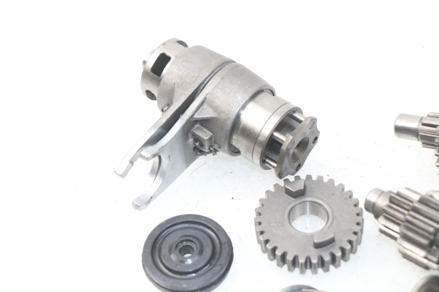 photo de CAJA DE CAMBIOS ORION AGB37 CRF1 DIRT BIKE 125 (2013 - 2021) - Estado de la superficie y material