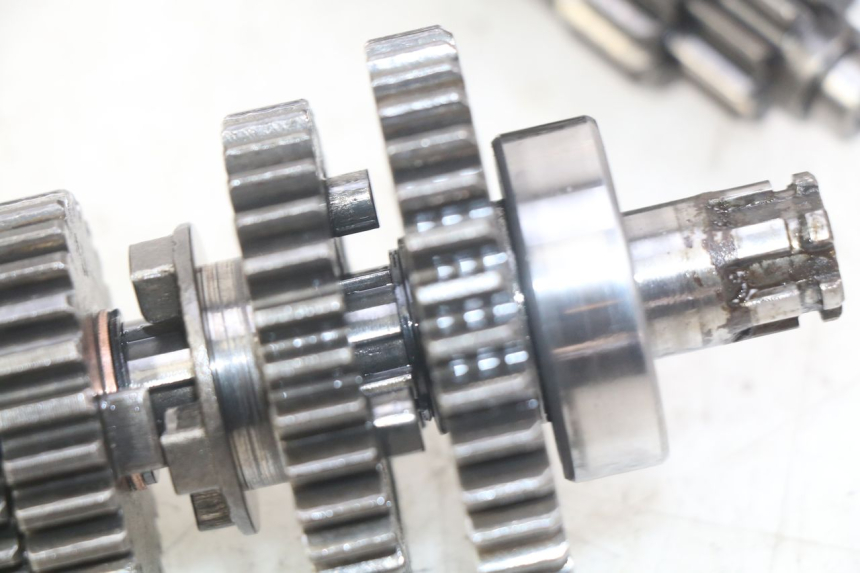 photo de CAJA DE CAMBIOS ORION AGB37 CRF1 DIRT BIKE 125 (2013 - 2021) - Zoom sobre los componentes