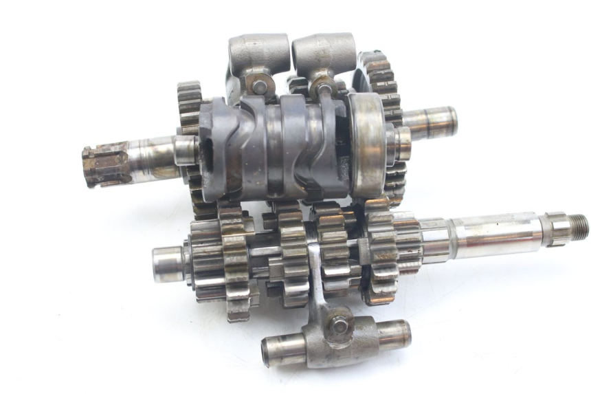 photo de CAJA DE CAMBIOS YAMAHA BLASTER 200 (1987 - 2002) - Zoom sobre los componentes