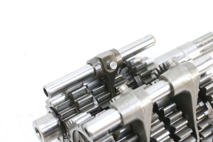 photo de CAJA CAMBIOS MV AGUSTA BRUTALE R WALLY 910 (2008 - 2008) - Ángulo de visión alternativo