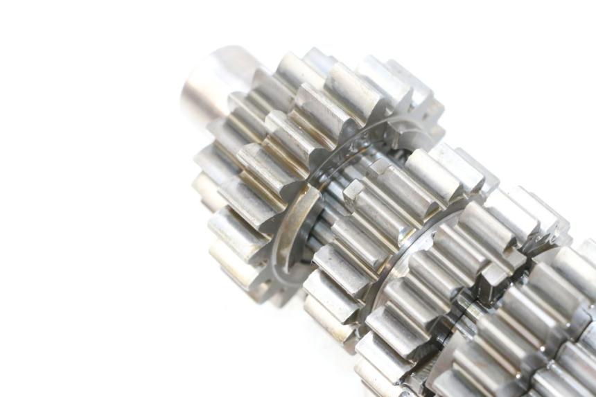 photo de CAJA CAMBIOS MV AGUSTA BRUTALE R WALLY 910 (2008 - 2008) - Detalles de los puntos de fijación