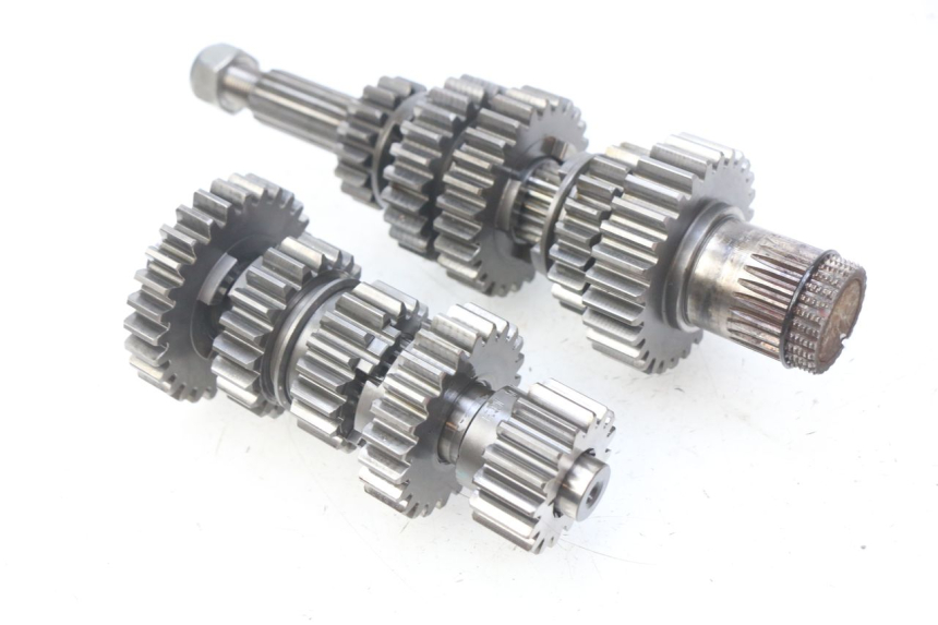 photo de CAJA DE CAMBIOS ROYAL ENFIELD BULLET CLASSIC 500 (2017 - 2020) - Enfoque en la estructura