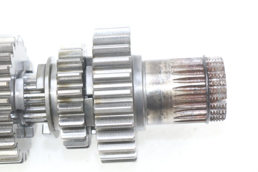 photo de CAJA DE CAMBIOS ROYAL ENFIELD BULLET CLASSIC 500 (2017 - 2020) - Detalles de los puntos de fijación