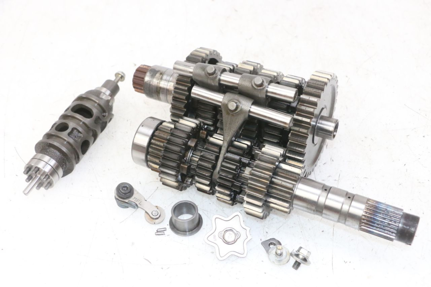 photo de CAJA CAMBIOS HONDA CB R 1000 (2018 - 2023) - Vista principal