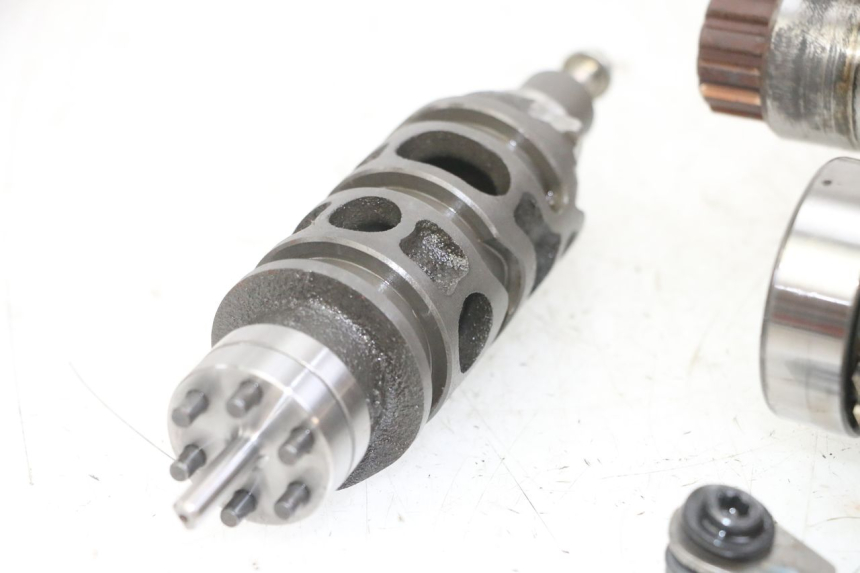 photo de CAJA CAMBIOS HONDA CB R 1000 (2018 - 2023) - Perfil de la pieza de repuesto