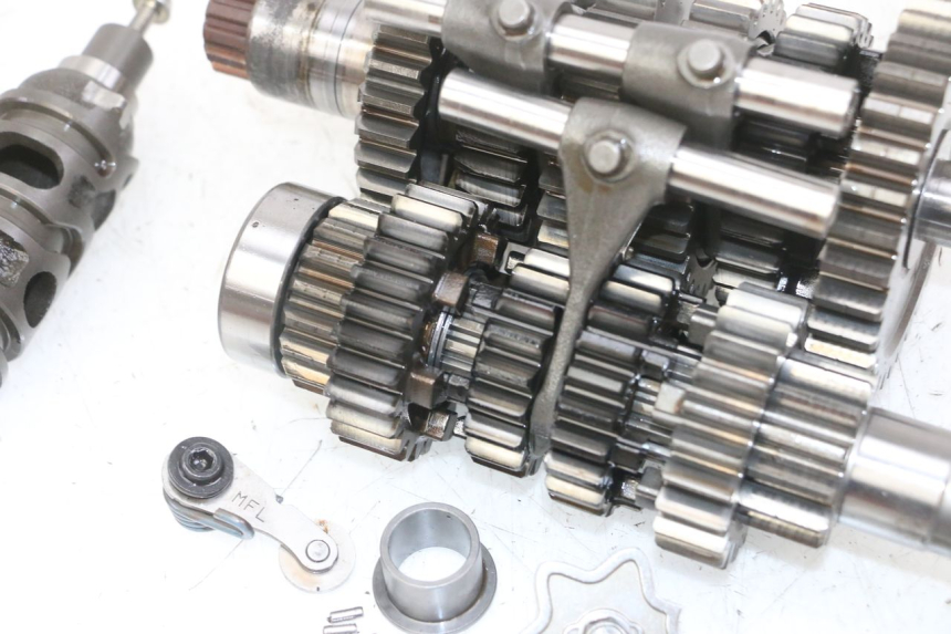 photo de CAJA CAMBIOS HONDA CB R 1000 (2018 - 2023) - Vista principal