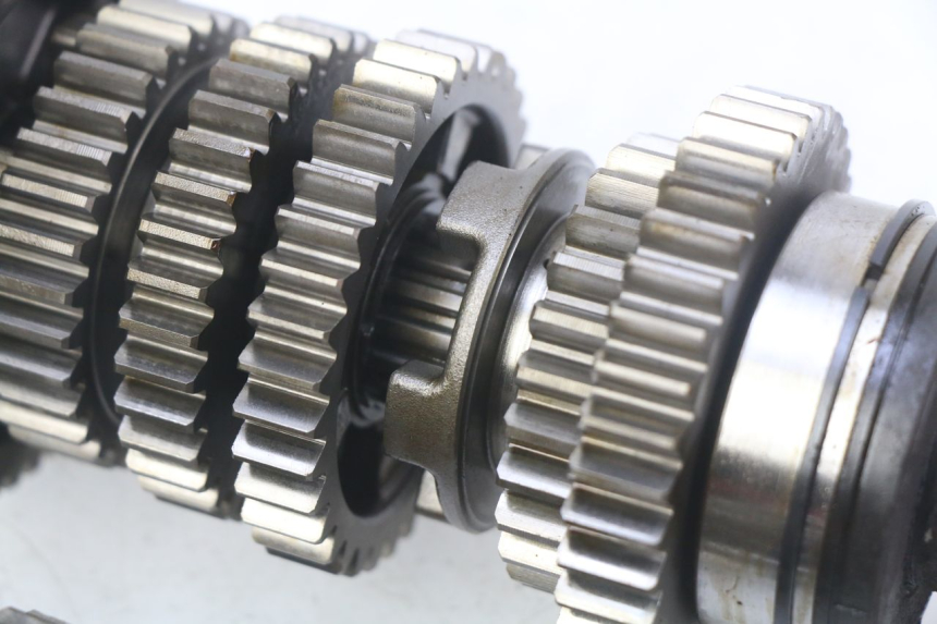 photo de CAJA DE CAMBIOS HONDA CBF 500 (2004 - 2007) - Inspección visual detallada