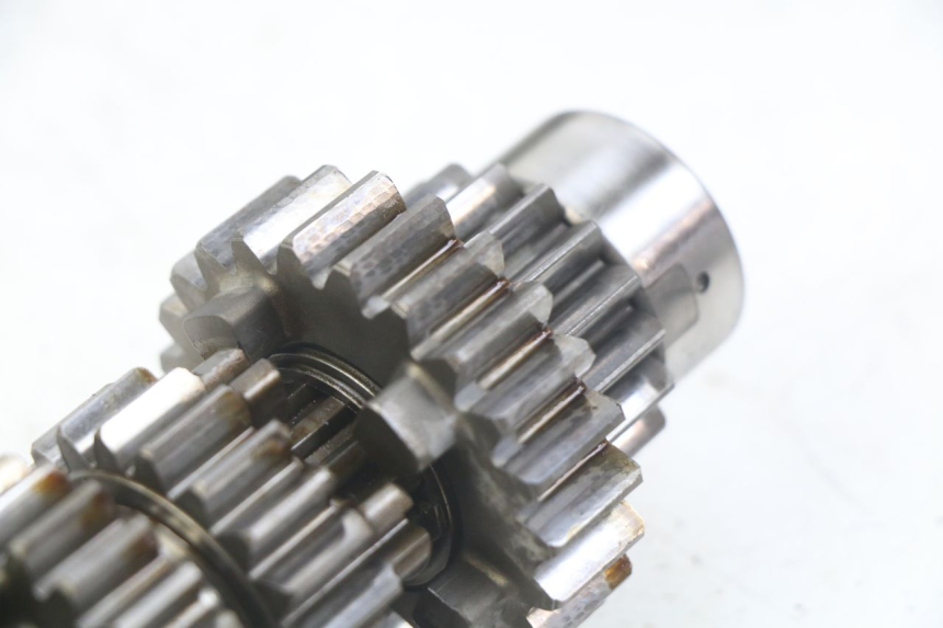 photo de CAJA DE CAMBIOS HONDA CBF 500 (2004 - 2007) - Detalles de los puntos de fijación