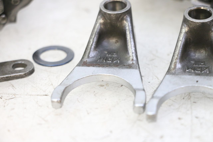 photo de CAJA CAMBIOS HONDA CBF 125 (2009 - 2015) - Enfoque en la estructura