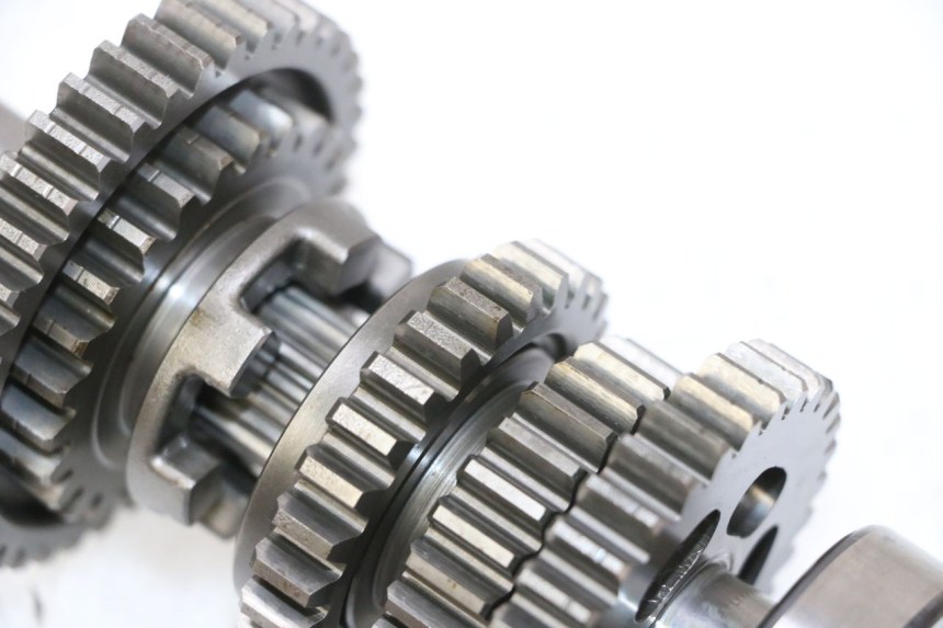 photo de CAJA CAMBIOS HONDA CBF 125 (2009 - 2015) - Estado de la superficie y material