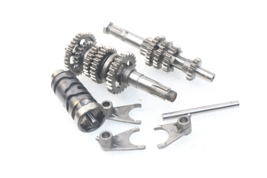 photo de CAJA CAMBIOS HYOSUNG COMET GTR 125 (2007 - 2014) - Detalle de la pieza