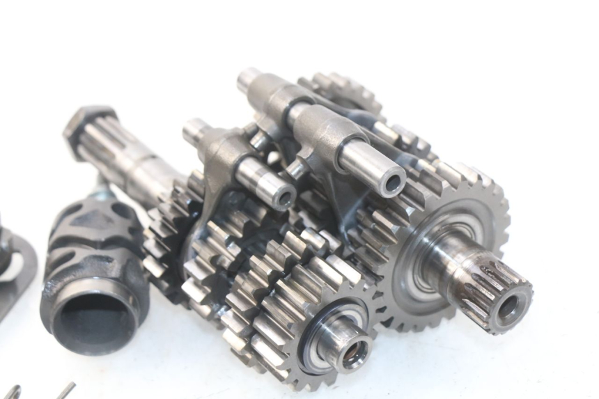 photo de CAJA CAMBIOS HONDA CRF CR-F 450 (2001 - 2005) - Características distintivas