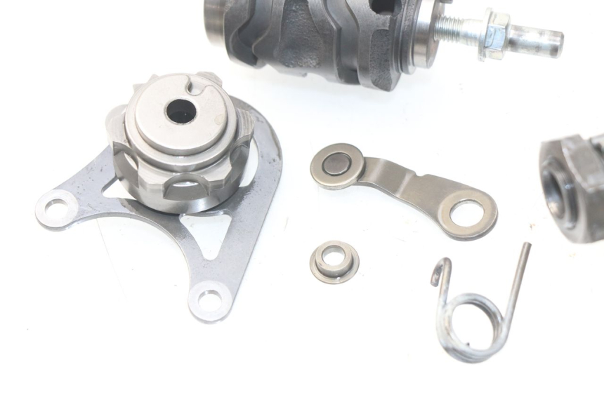 photo de CAJA CAMBIOS HONDA CRF CR-F 450 (2001 - 2005) - Inspección visual detallada