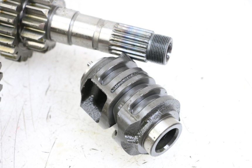 photo de CAJA CAMBIOS HONDA CRF R 250 (2020 - 2021) - Primer plano técnico