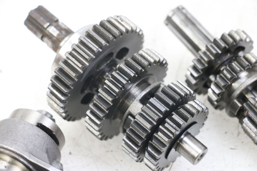 photo de CAJA DE CAMBIOS LONCIN DIRT BIKE 125 - Estado de la superficie y material