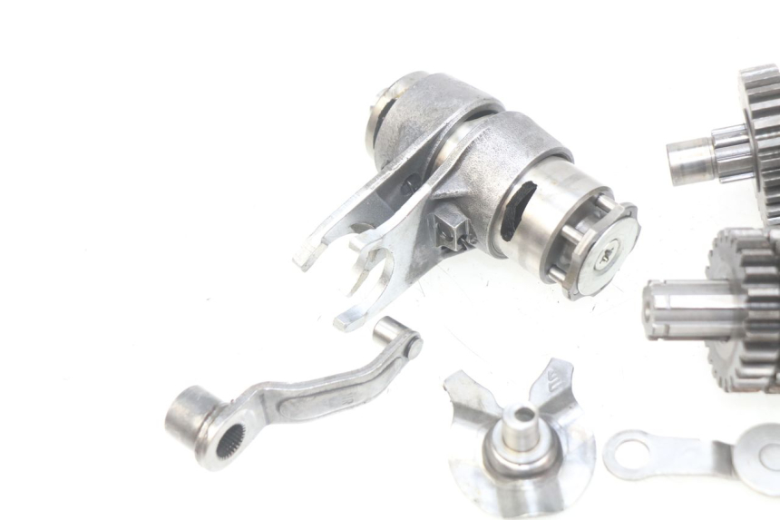 photo de CAJA DE CAMBIOS CCR DIRT BIKE 110 - Inspección visual detallada