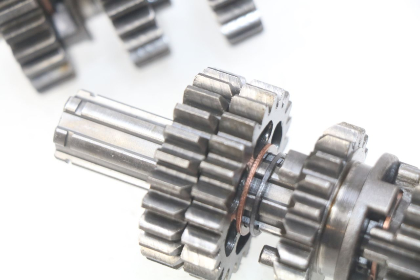 photo de CAJA DE CAMBIOS CCR DIRT BIKE 110 - Estado de la superficie y material