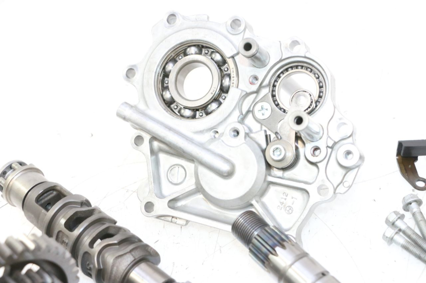 photo de CAJA CAMBIOS KAWASAKI ER-6 ER6 N 650 (2005 - 2009) - Características distintivas