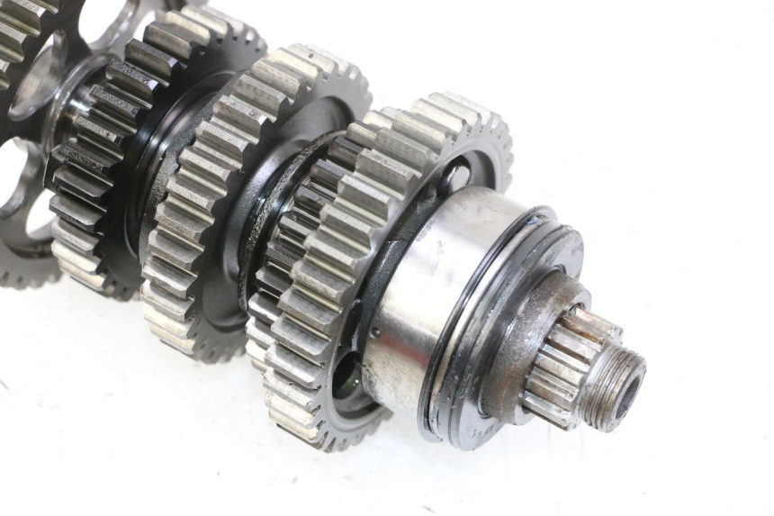 photo de CAJA CAMBIOS YAMAHA FJ 36Y 1100 (1984 - 1985) - Zoom sobre los componentes