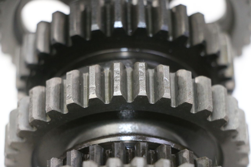 photo de CAJA CAMBIOS YAMAHA FJ 36Y 1100 (1984 - 1985) - Primer plano técnico