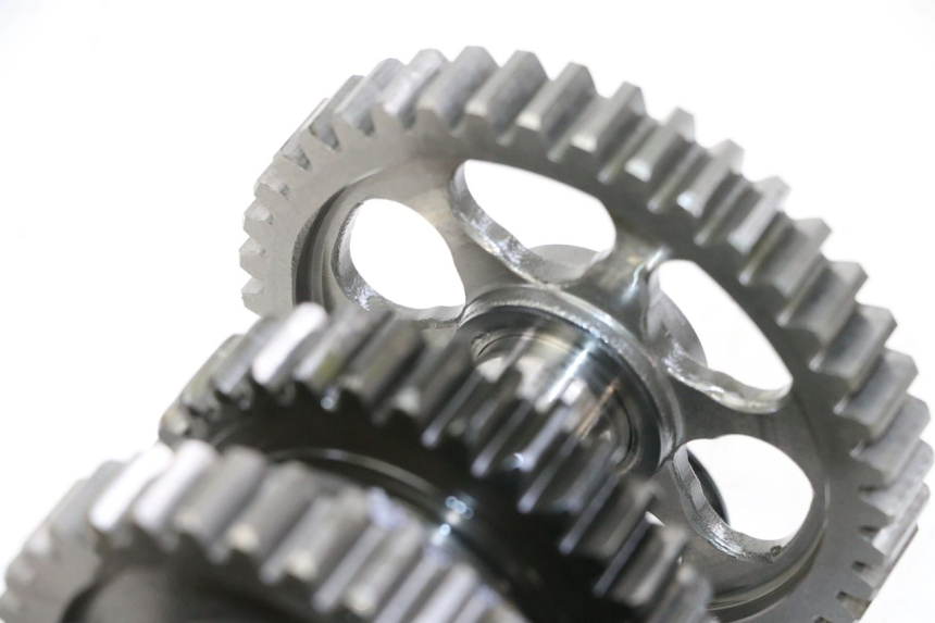 photo de CAJA CAMBIOS YAMAHA FJ 36Y 1100 (1984 - 1985) - Estado de la superficie y material