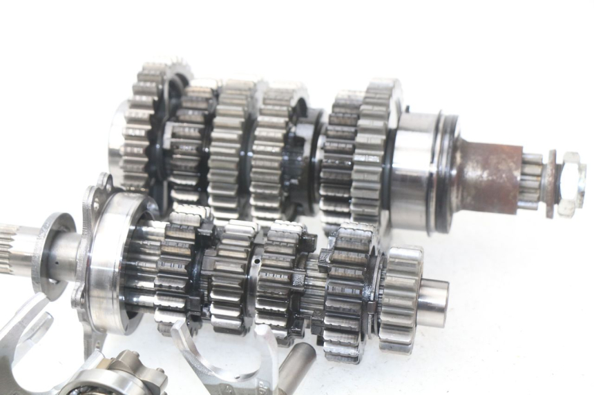 photo de CAJA CAMBIOS YAMAHA FZ8 800 (2010 - 2016) - Zoom estado de uso