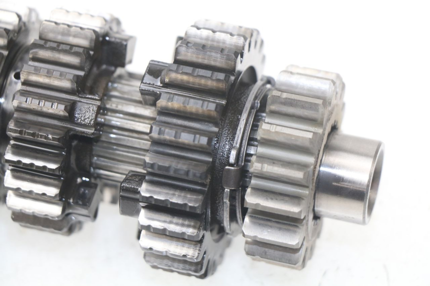 photo de CAJA CAMBIOS YAMAHA FZ8 800 (2010 - 2016) - Detalles de los puntos de fijación