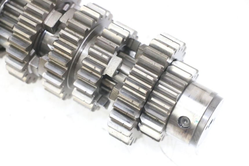 photo de CAJA DE CAMBIOS SUZUKI GS GSE 500 (2001 - 2003) - Características distintivas