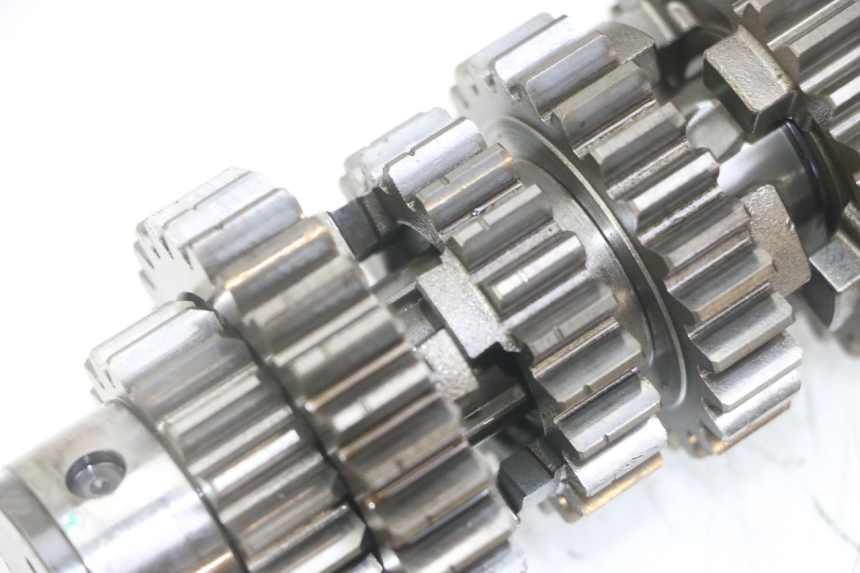 photo de CAJA DE CAMBIOS SUZUKI GS GSE 500 (2001 - 2003) - Marcados y referencias originales