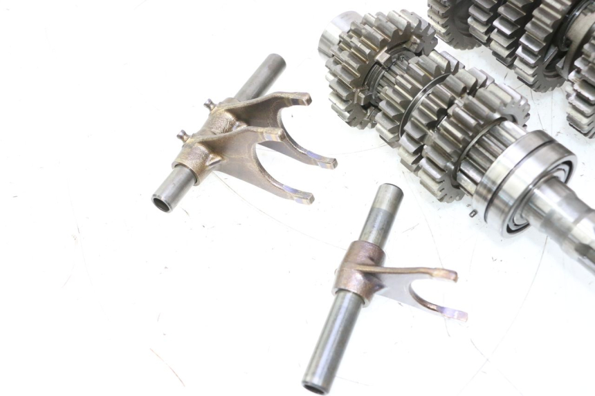 photo de CAJA CAMBIOS SUZUKI GSR 600 (2005 - 2012) - Estado de la superficie y material