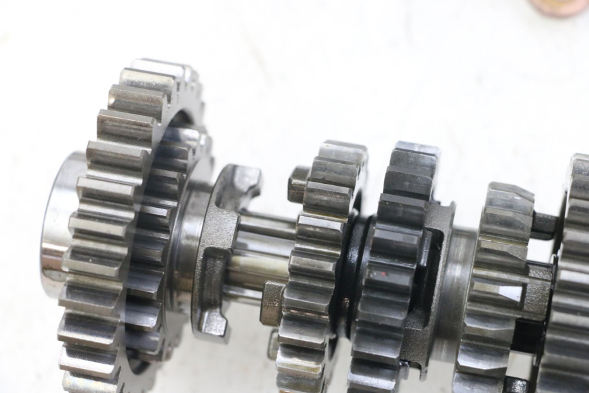 photo de CAJA CAMBIOS SUZUKI GSX E 250 (1982 - 1983) - Características distintivas