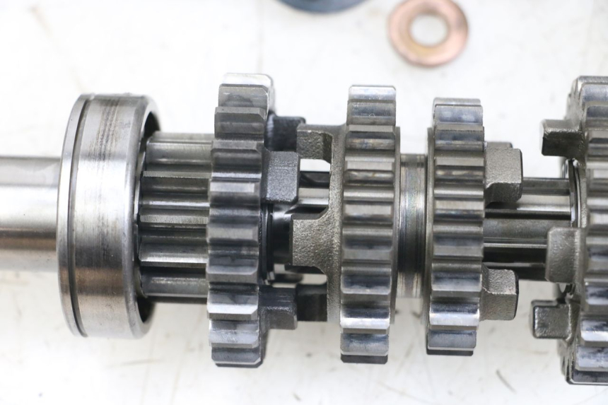 photo de CAJA CAMBIOS SUZUKI GSX E 250 (1982 - 1983) - Enfoque en la estructura