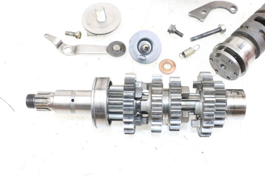 photo de CAJA CAMBIOS SUZUKI GSX E 250 (1982 - 1983) - Zoom calidad de ocasión