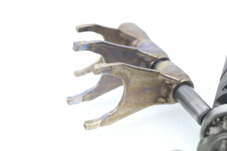 photo de CAJA CAMBIOS SUZUKI GSX-R GSXR 600 (2008 - 2010) - Enfoque en la estructura