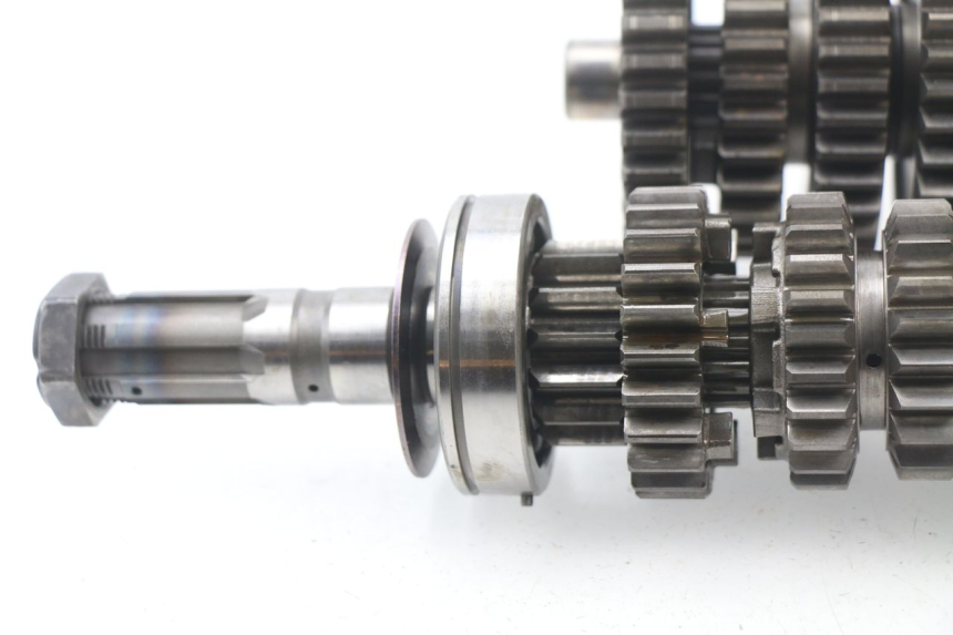 photo de CAJA CAMBIOS SUZUKI GSX-R GSXR 600 (2008 - 2010) - Detalles de los puntos de fijación