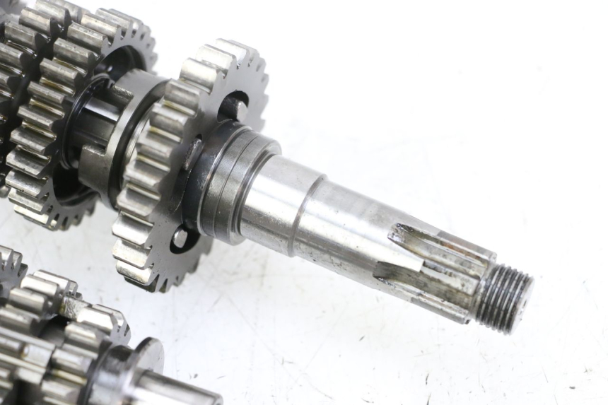 photo de CAJA CAMBIOS HYOSUNG GTR 125 (2006 - 2008) - Primer plano de alta resolución