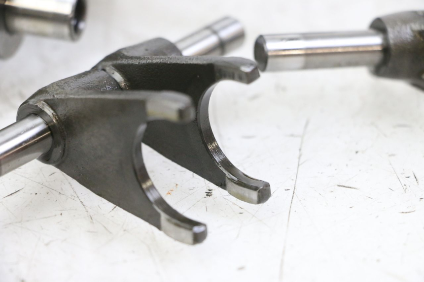 photo de CAJA CAMBIOS HYOSUNG GTR 125 (2006 - 2008) - Inspección visual detallada