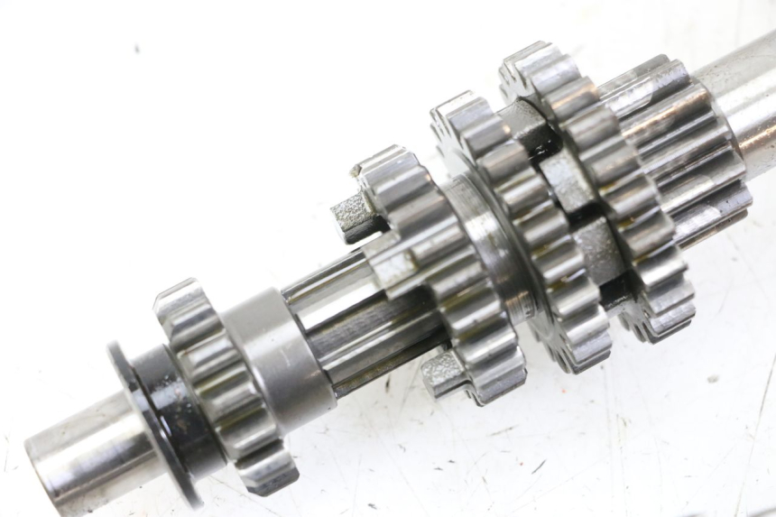 photo de CAJA CAMBIOS HYOSUNG GTR 125 (2006 - 2008) - Primer plano técnico